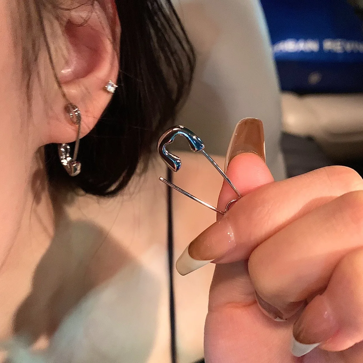 Safety Pin Stud Earrings Minimalist Niche Design Women Elegant Metal Alloy Gold Small Lightweight Daily Party Travel Gift