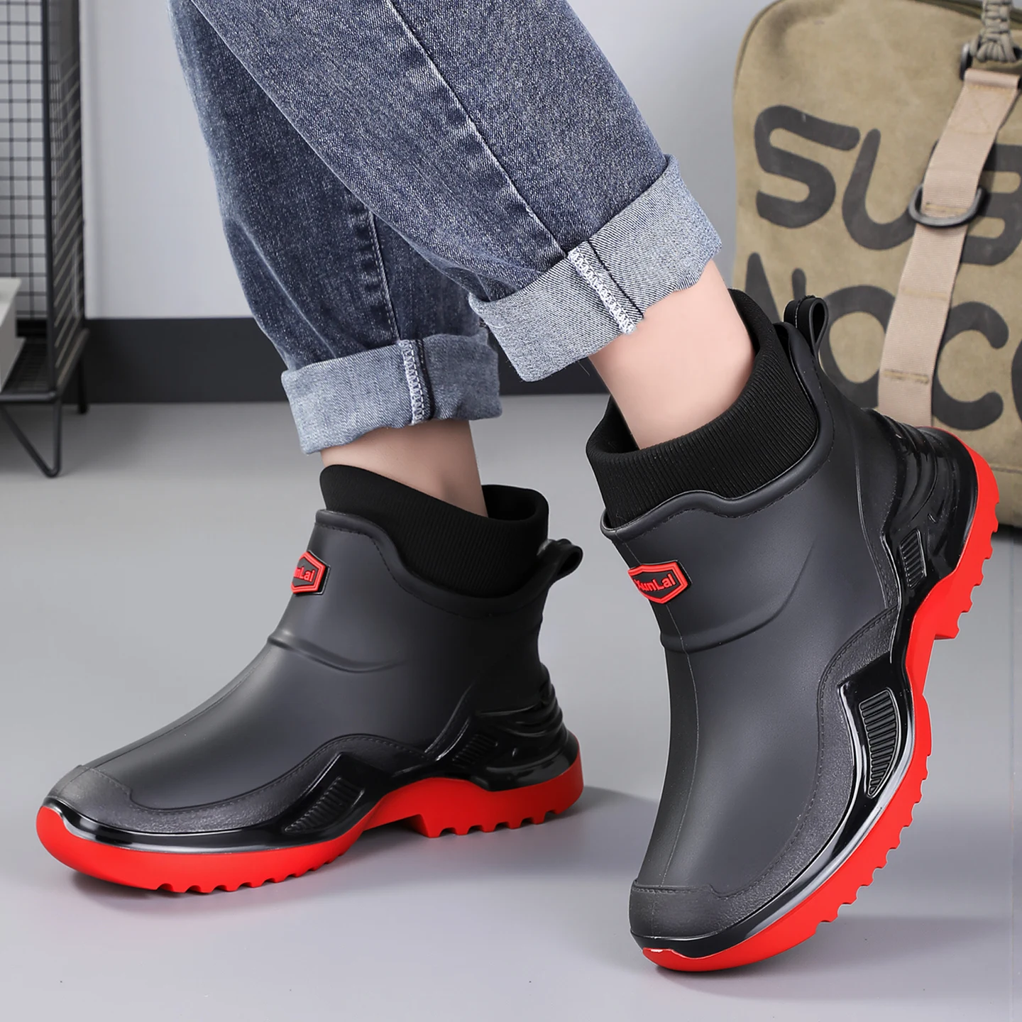Sepatu Hujan Pasangan Anti Air - Men Shoes Size 46 ulasan dan harga