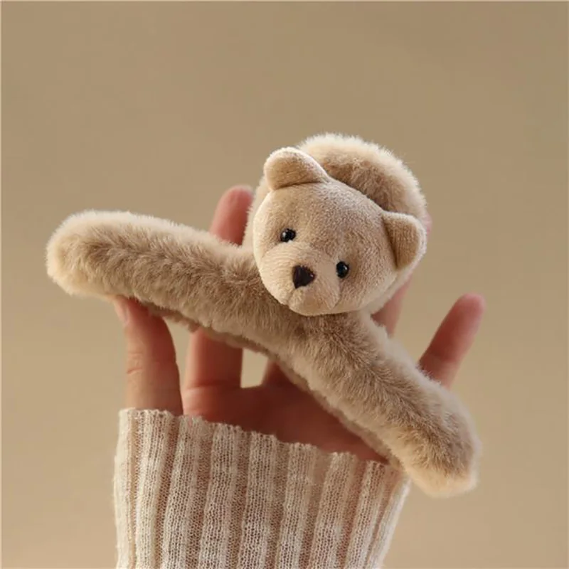 Cute Bear Plush Hairpin for Women Kawaii Design Large Hair Clips Fashion Big Claws Clip Party Hair Accessories Girls Gift 2023