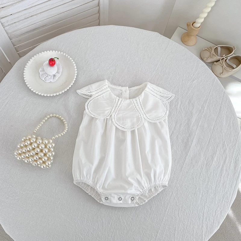 0-24M Baumwolle Sommer Baby Mädchen Kleidung Neugeborenes Baby Mädchen Strampler Ärmelloser Blütenblatt-Kragen Overall – Detail 5