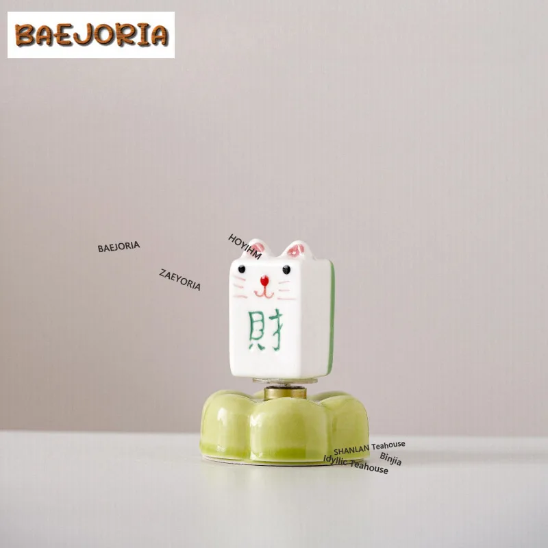 BAEJORIA Cat Mahjong Rotating Ceramic Tea Pet Zen Tea Games Tea Figurine Play Toys Tea Statue Ornaments Accessories Workmanship view 6