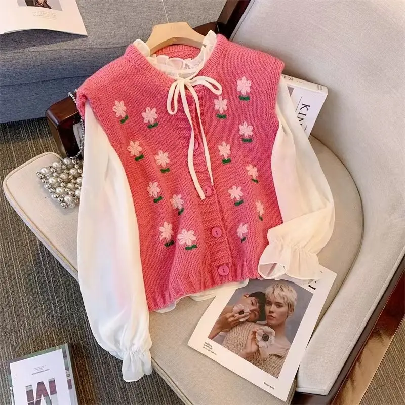 Women Autumn Winter Lively Sweet Embroidered Knitting Women Clothing Japan Style Literature Vest Cardigan Button Knitting Loose