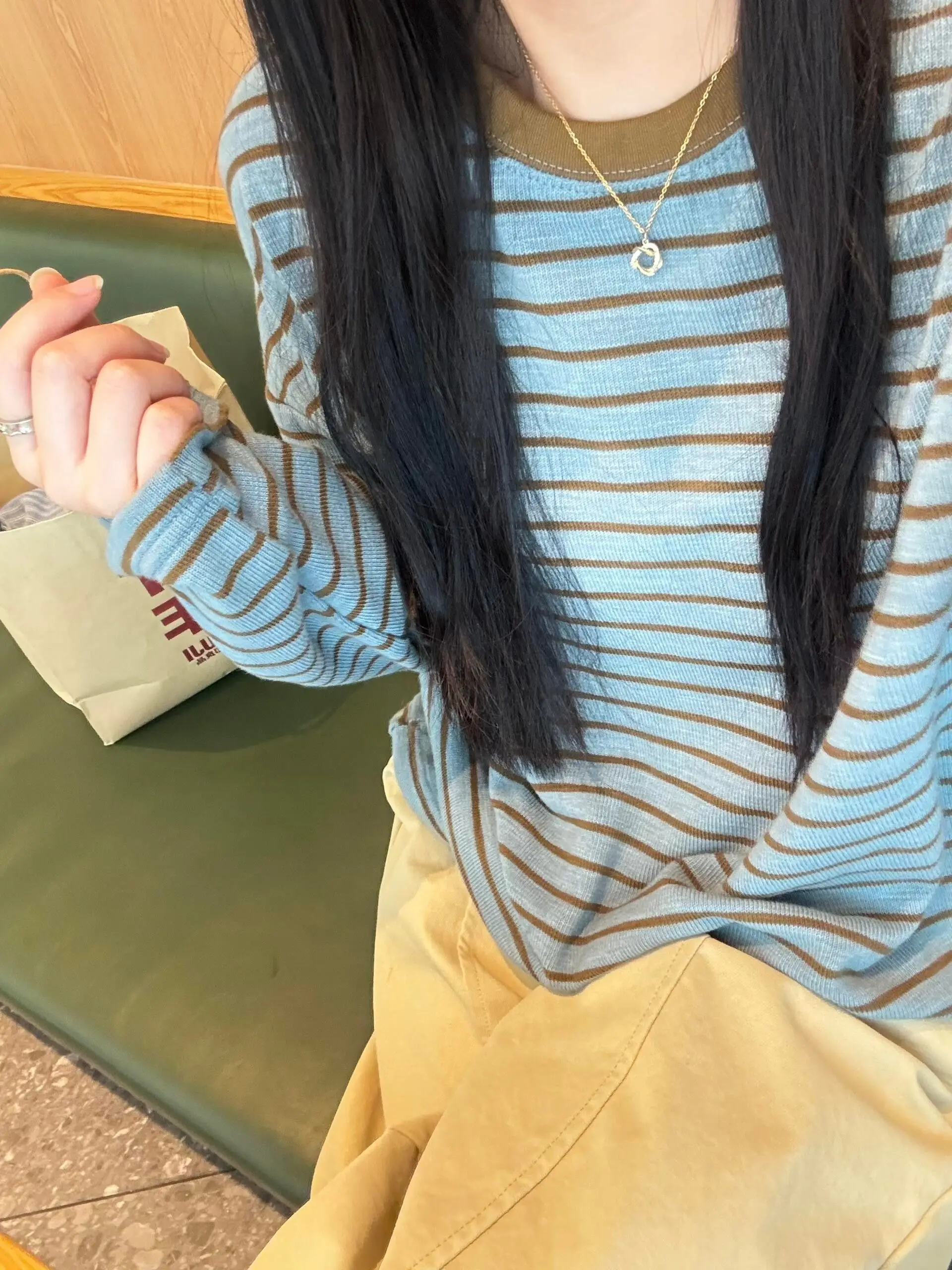 루즈 캐주얼 롱 슬리브 라운드 넥 스트라이프 티셔츠 여성용 베이스 레이어 탑 봄 가을 디자인 센세이션 한국 스타일 루즈핏