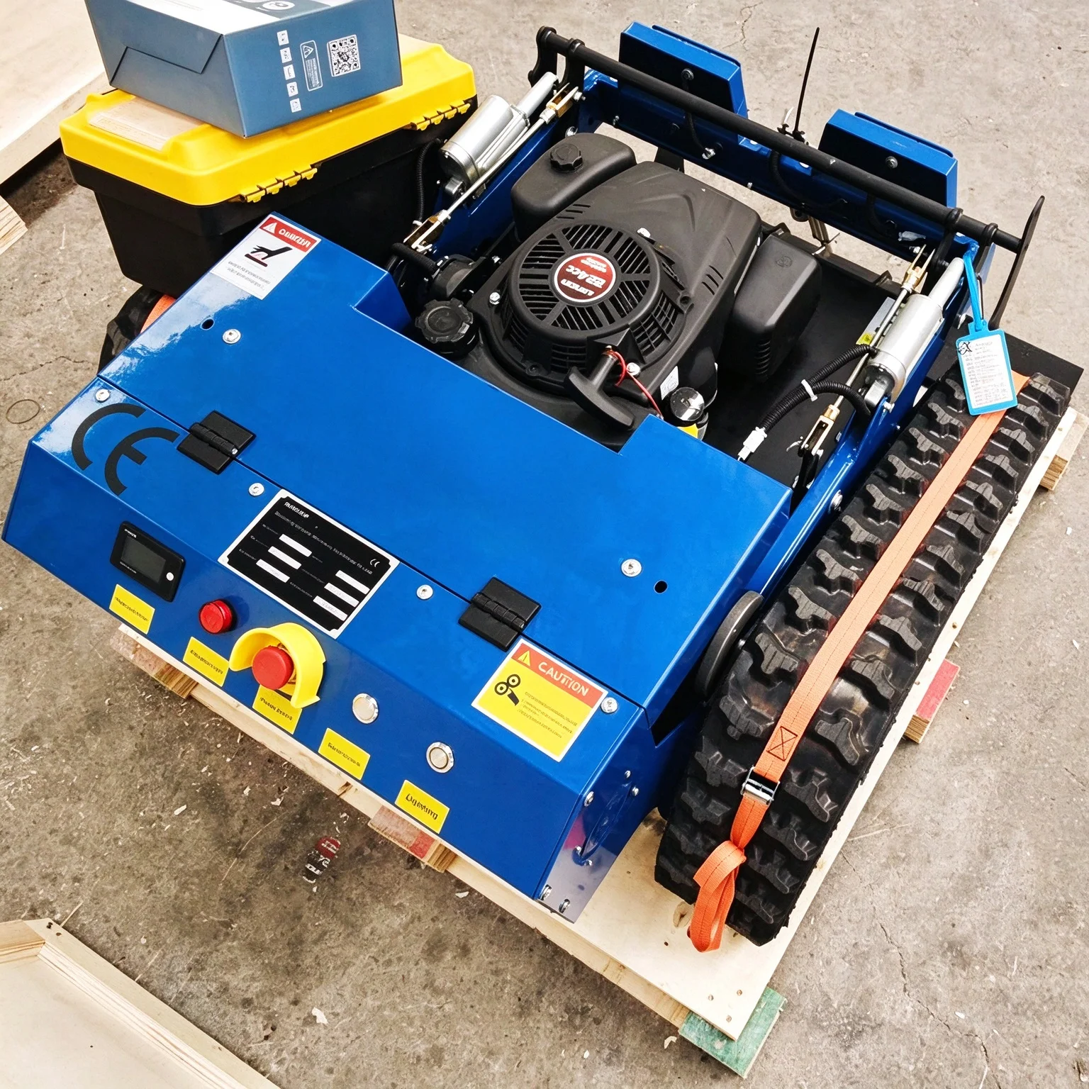 Fast Delivery 550mm Cutting Width Remote Control Lawn Mower Tracked Crawler Customized CE EPA Heavy Duty Machine