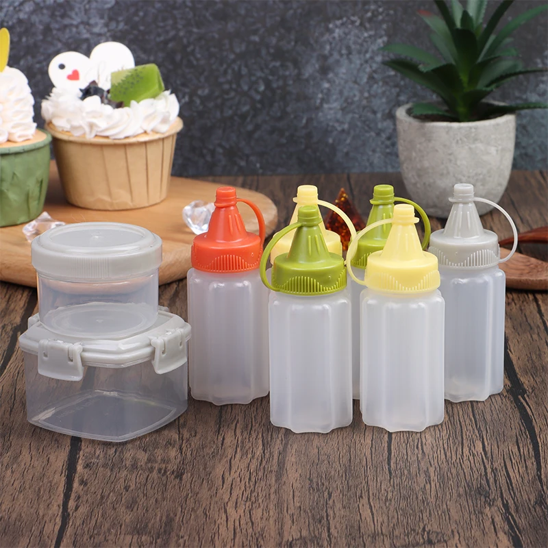 

1Set Spices Bottle with Lid Portable Mini Sauce Seasoning Box Dispenser Salt Spice Jar Sauce Salad Squeeze Bottle