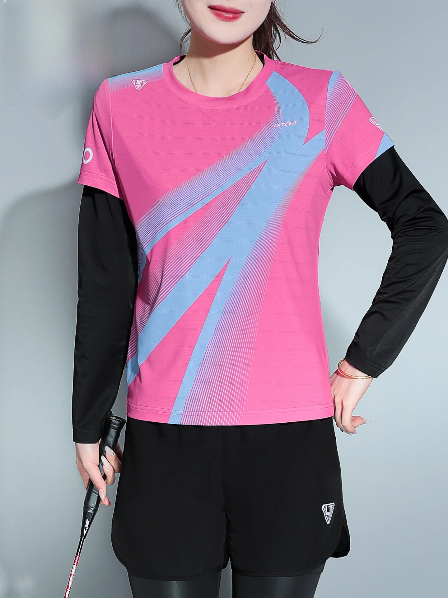 

Tucano 2026 Qui Dry Sports Set Women Summer Ice Silk ort Sve orts Two Piece Set Running Fitn Thin Model