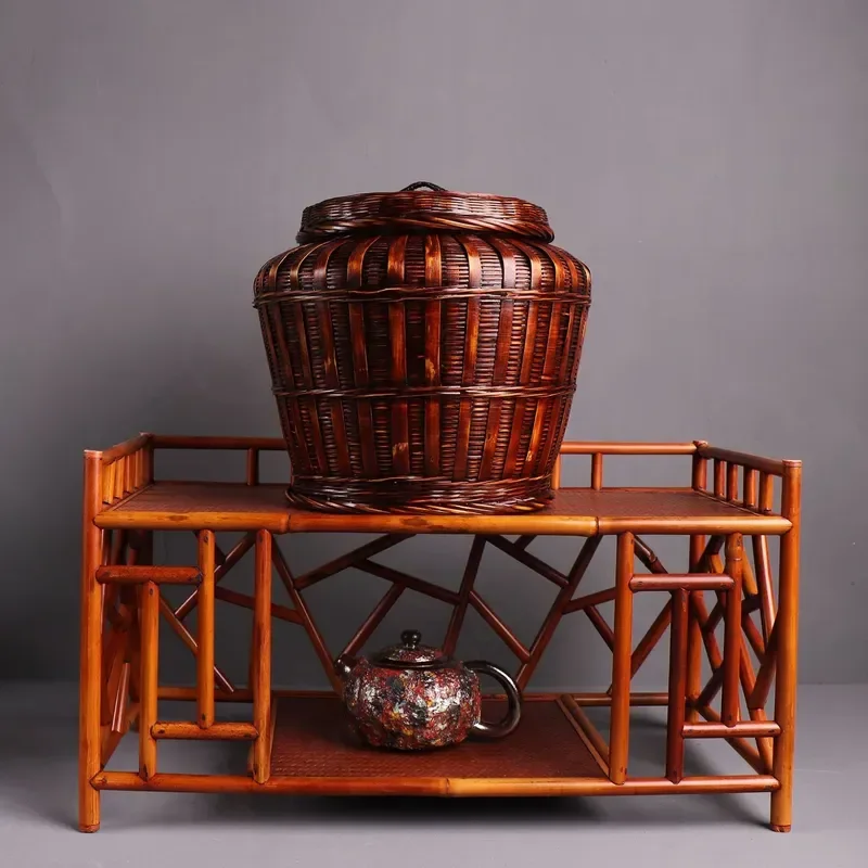 Retro Tung Oil Handmade Bamboo Woven Storage Box Antique Basket Natural Bamboo Craft Home Decor Organizer Model 2024
