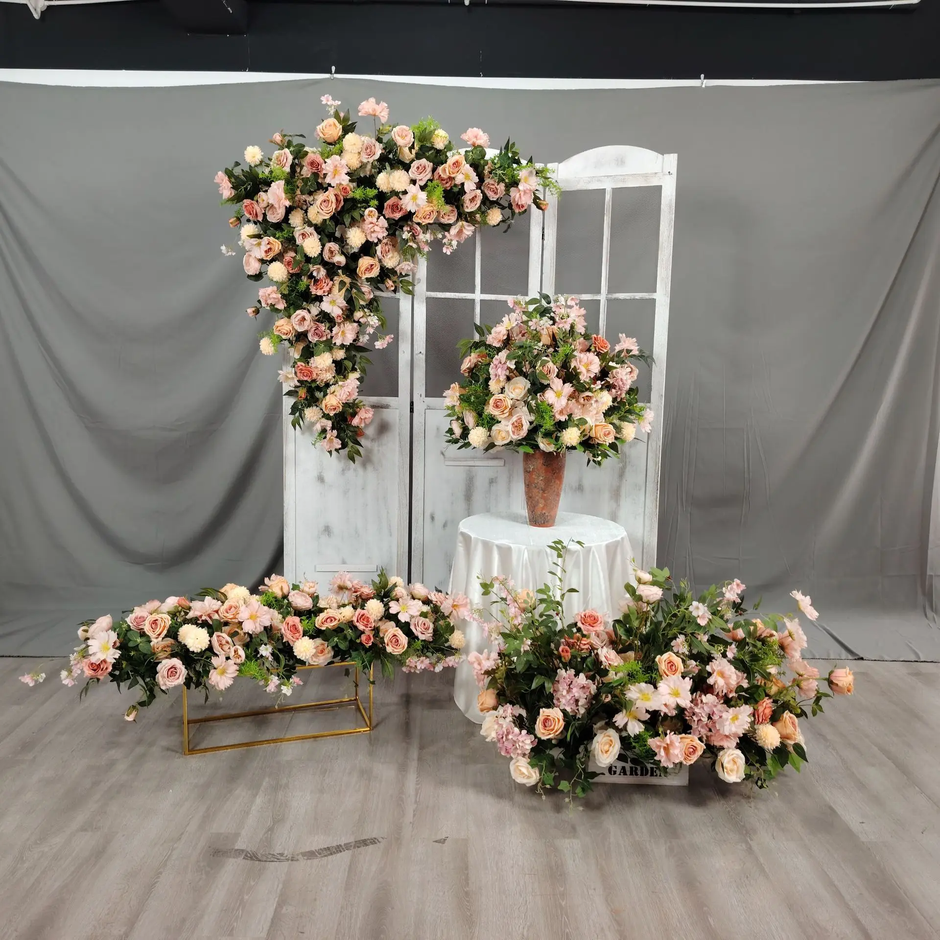 Großhandel Champagnerrosa Seidenblumenkugel Blumenreihe Set Künstliche Blumenarrangements für Hochzeitsbühnen-Bogen-Hintergrunddekoration – Detail 3
