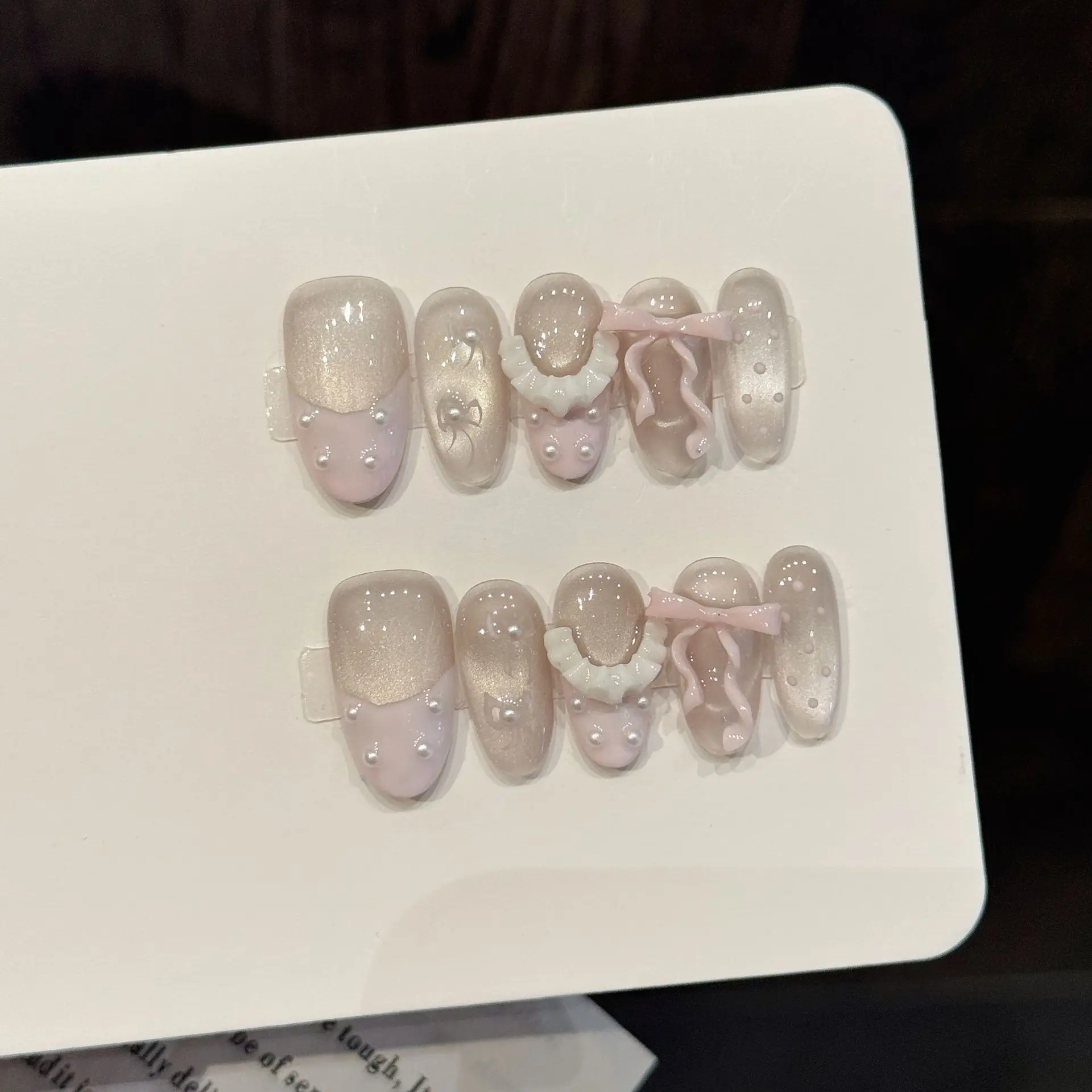 

10PCS Oval Press On Nail,Pink-gold Gradient Bow Pearl, Suitable For Parties And Daily Wear.