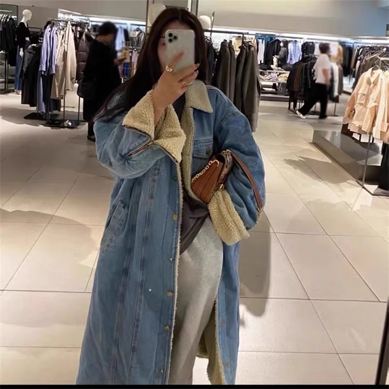 

2023 Winter Lamb Wool Denim Coat Women's Mid length Style Loose Temperament BF Slim and Thickened Warm Fried Street Cotton Coat