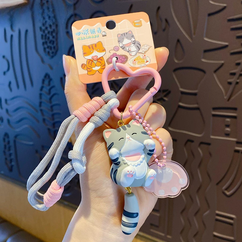 LLavero de gato con cola bonita, colgante de resina con gatito de dibujos animados, accesorios para bolso de niña, llavero con anilla colgante para mochila escolar para estudiante
