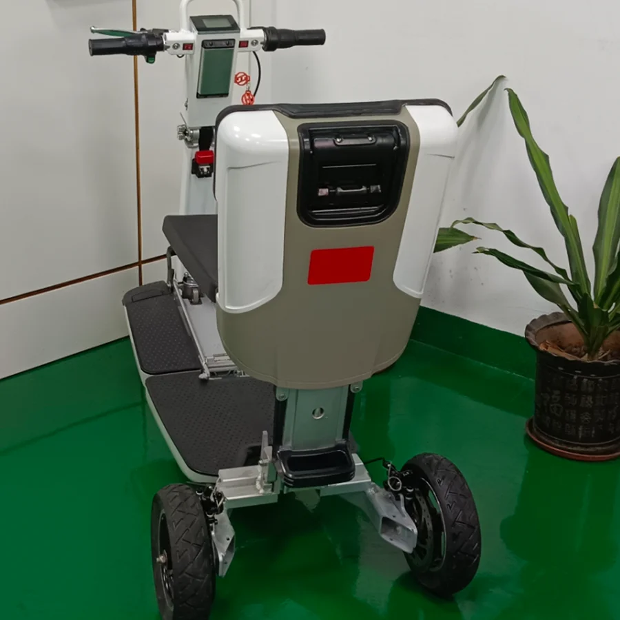 Hot Sell Model 3 wheels Disabled Electric Tricycle 350W Brushless Motor Foldable Mobile Lightweight Electric Scooter