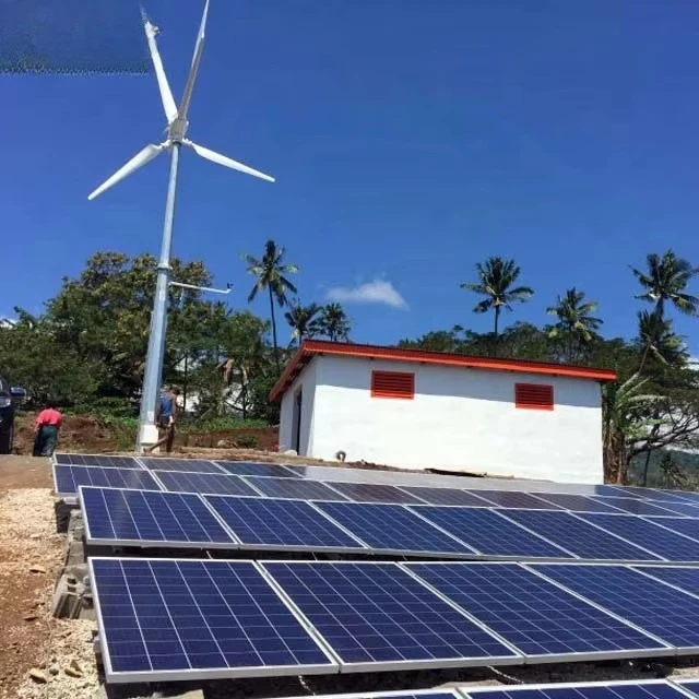 5KW Wind Turbine Generator and 5KW Solar Panels Hybrid Power System 10kw Wind Solar System for Home Use