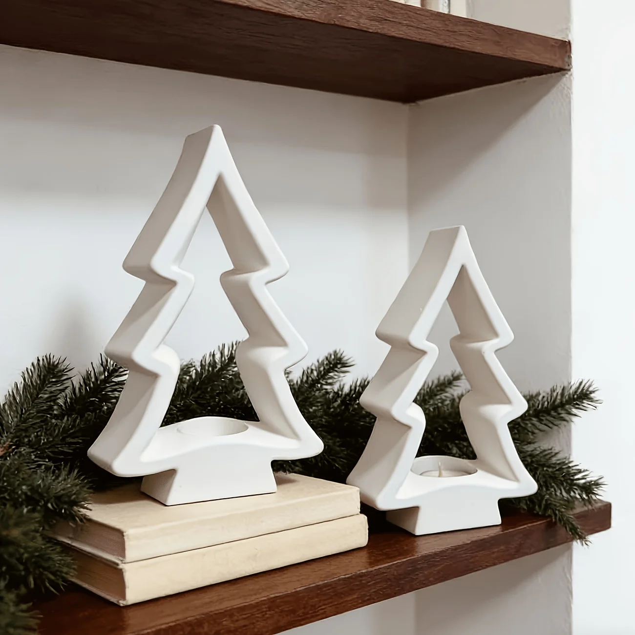 1/2-teiliges Weihnachtsbaum-Kerzenformen-Set, geeignet für die Herstellung von Gips-Kerzenhaltern, Harz-Kerzenhaltern und Weihnachtsgeschenken. – Detail 1