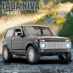 Scale 1:18 Russian LADA NIVA Off road Alloy Models Car Toy Diecasts Metal Diecast Sound and Light Car Toys For Children Vehicles