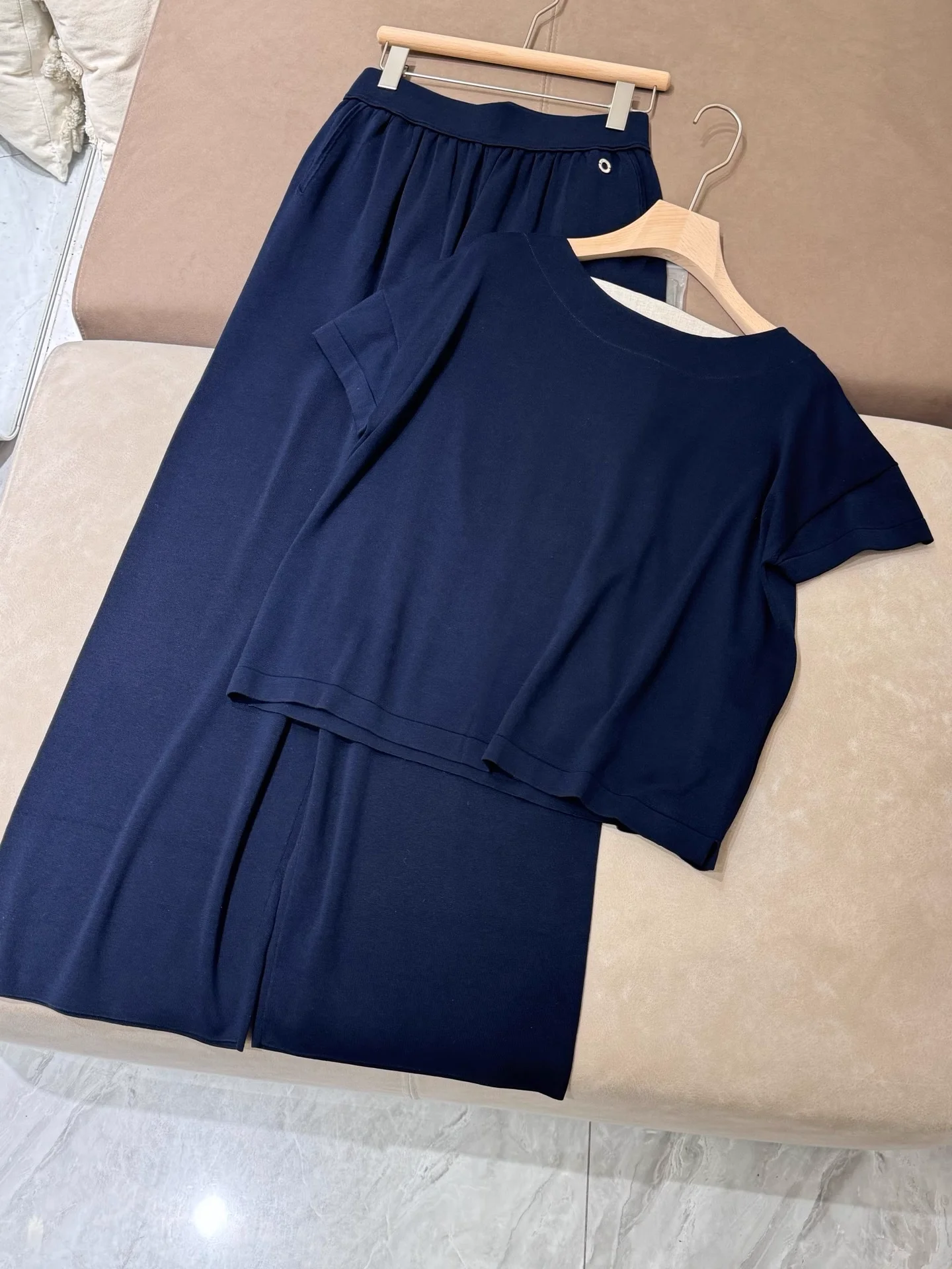 

2025 New Women Thin Knitted Suit Round Neck Short Sleeve T-Shirt + Elastic Waist Straight Wide Leg Pants Loose Female Set
