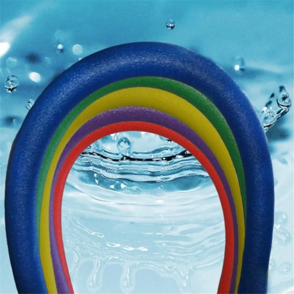 Nadmuchiwany pływający hamak do basenu, krzesło wodne - akcesoria basenowe, w tym pływające krzesło i drążek.