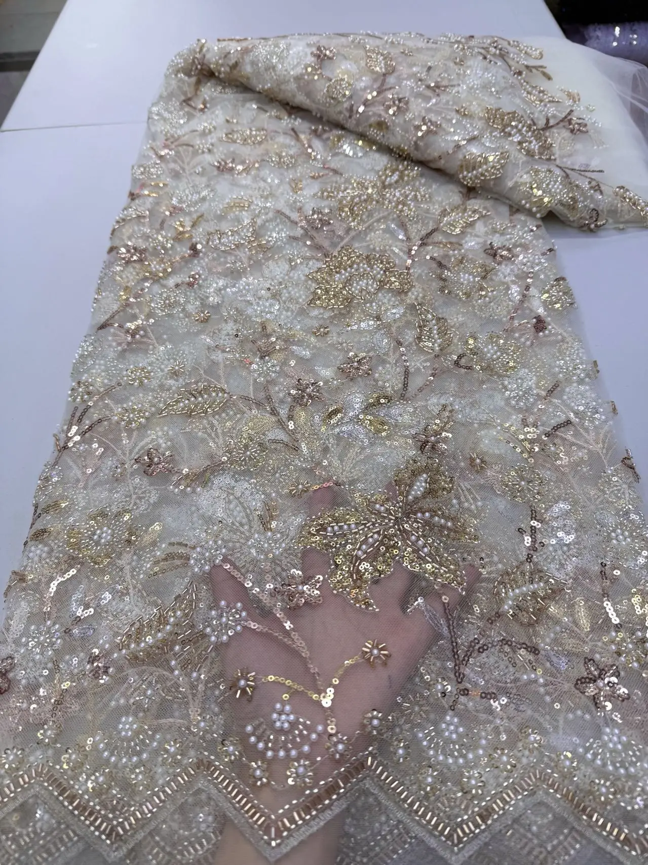 

Новейшая африканская нигерийская французская гипюровая тюлевая кружевная ткань с пайетками и вышивкой бисером для свадебных и вечерних платьев, 5 ярдов