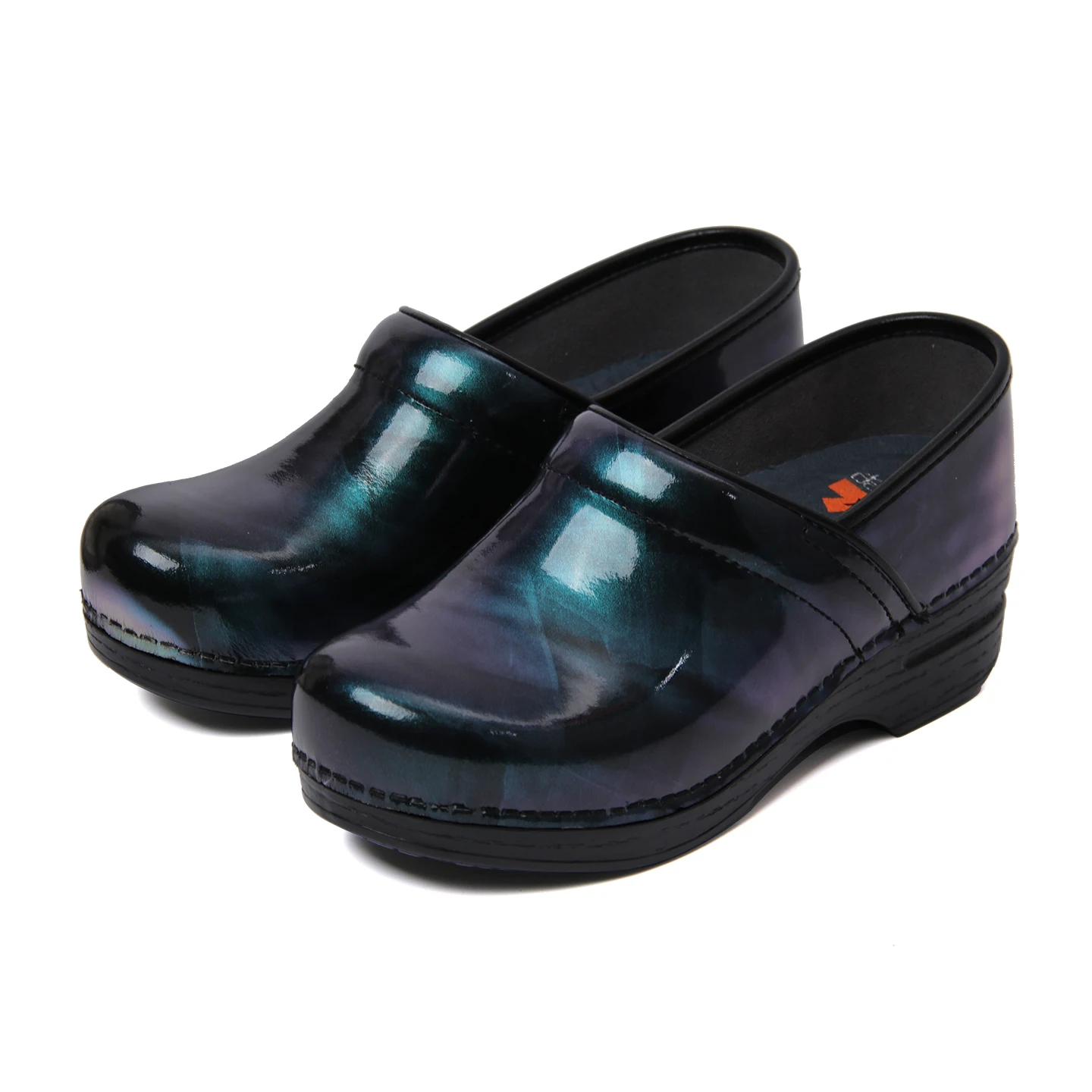 Dansko XP2.0- Lightweight non slip shoes, comfortable support, ideal choice for long-term professionals,