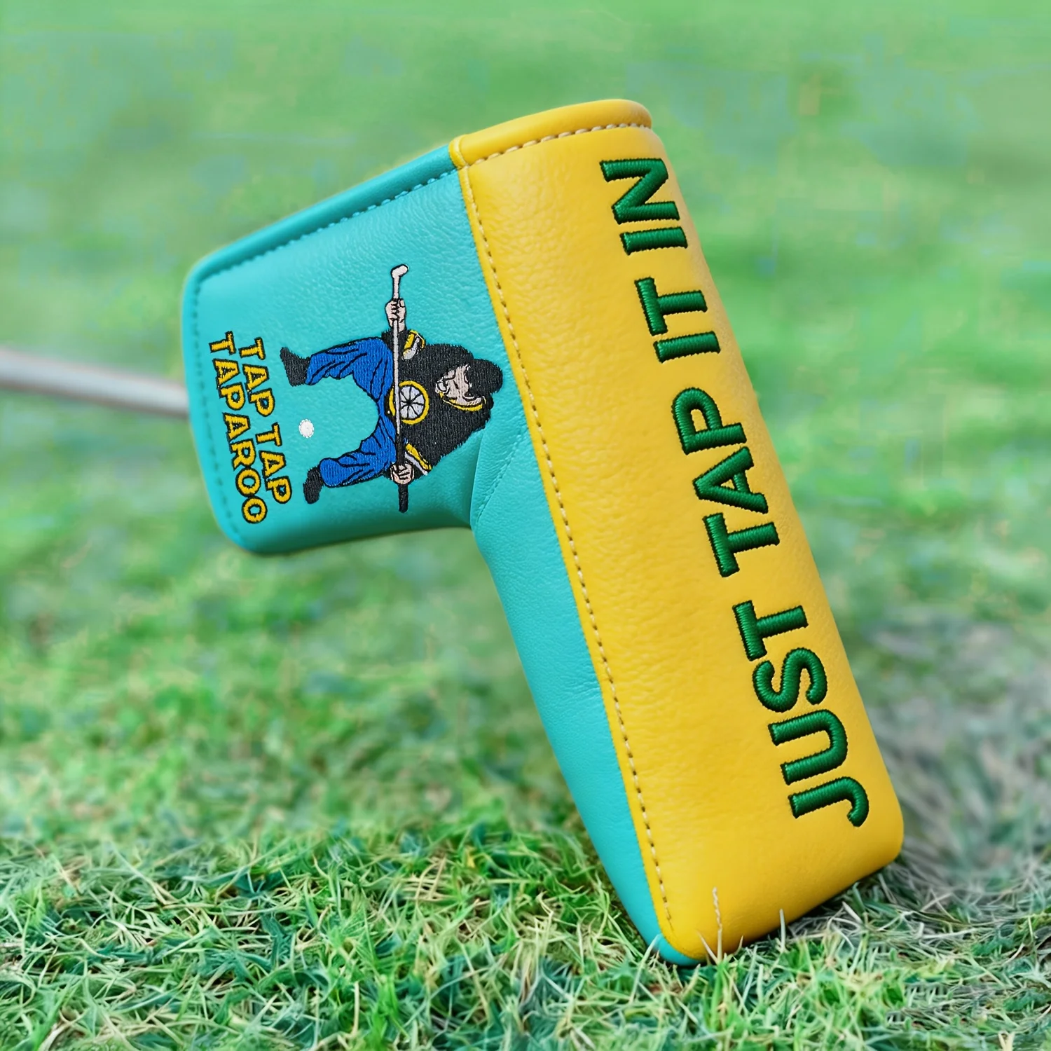 1pc Squatting Figure Pattern Golf Blade Putter Cover, Durable Golf Club Protective Cover, Provides Great Protection for Your image 2