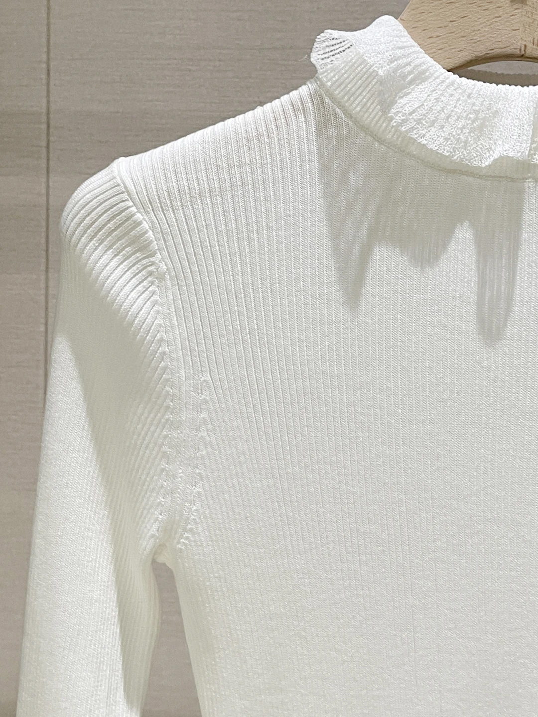 スリムフィット ニットトップ レディース ベースレイヤー ロングスリーブ スタンドカラー 装飾付き カジュアル スリーブレス 通気性 快適 カラー