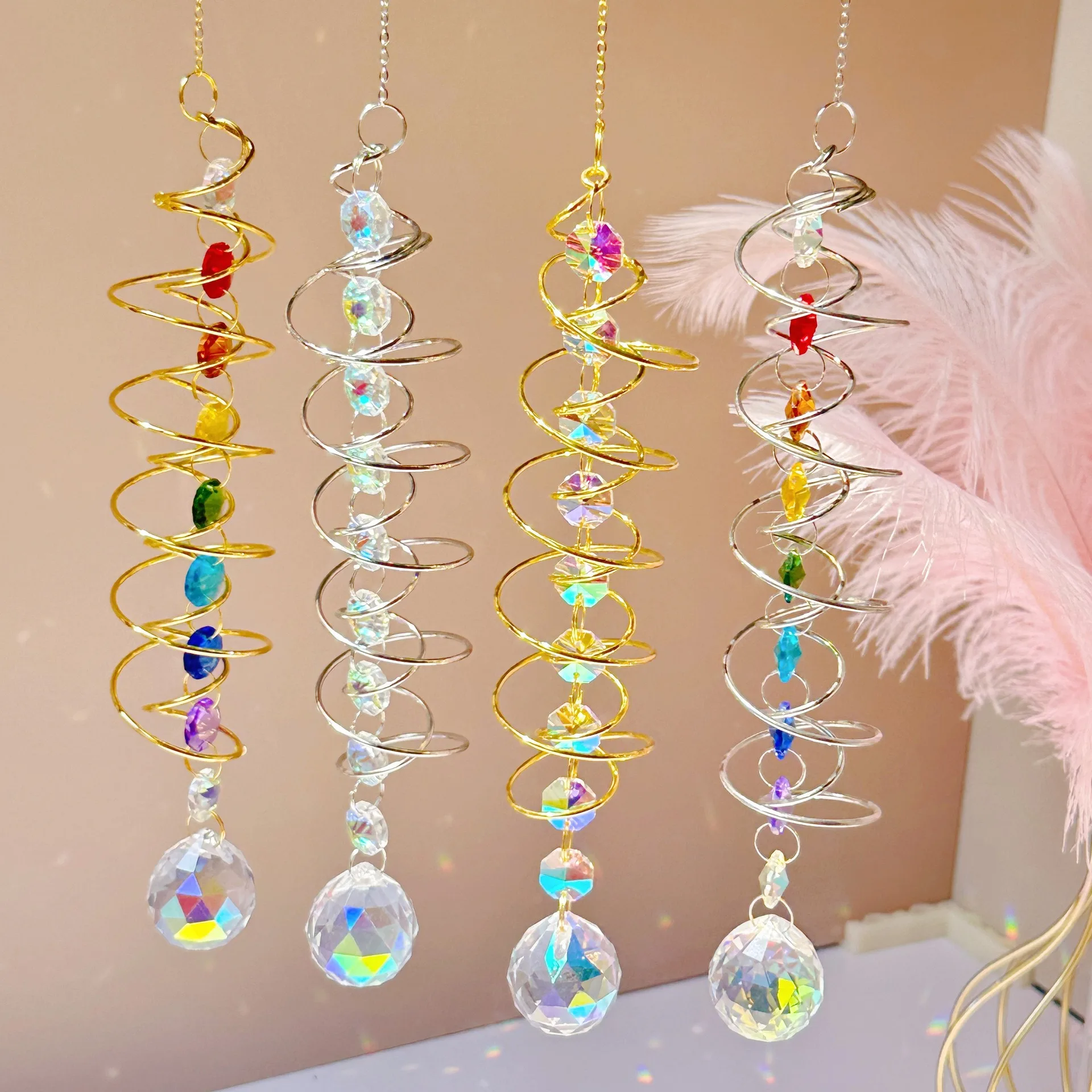 Gazing Ball Spiral Tail Crystal Suncatcher, Rainbow Maker Crystal Beads Sun Catcher Indoor Window Garden Wind Chimes Outdoor