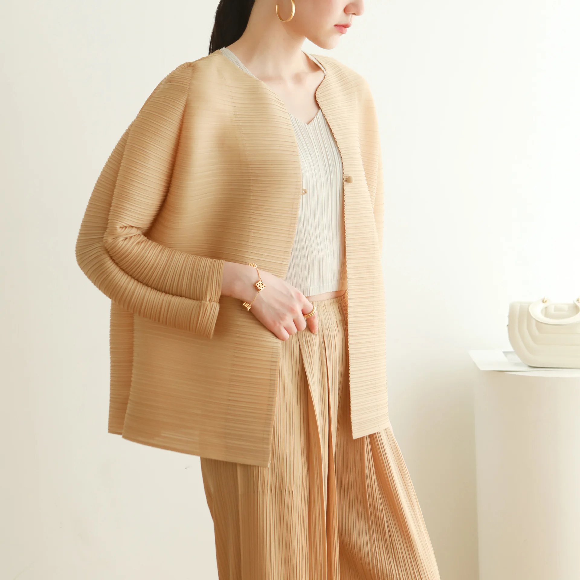 Women jacket Miyak Pleated Fashion Solid Loose Large Size one Button  Spring/Summer  Thin (Summer)  Outerwear & Coats