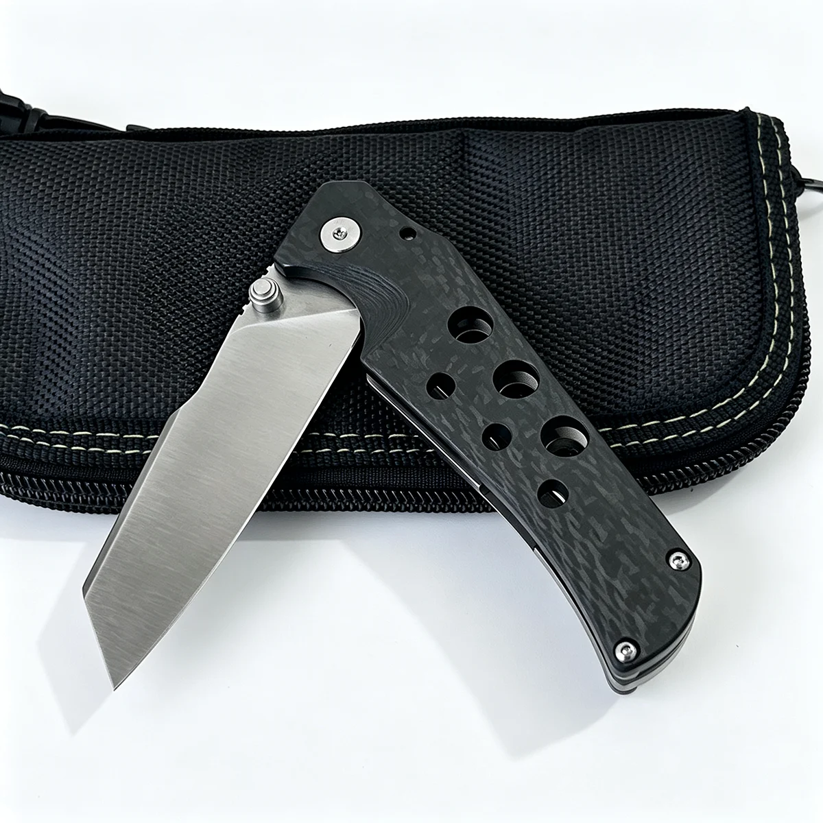 Austrian M390 Powder Steel Folding Knife Carbon Fiber TC4 Handle Cryogenic Treated Ceramic Bearings 87g Outdoor EDC Tool