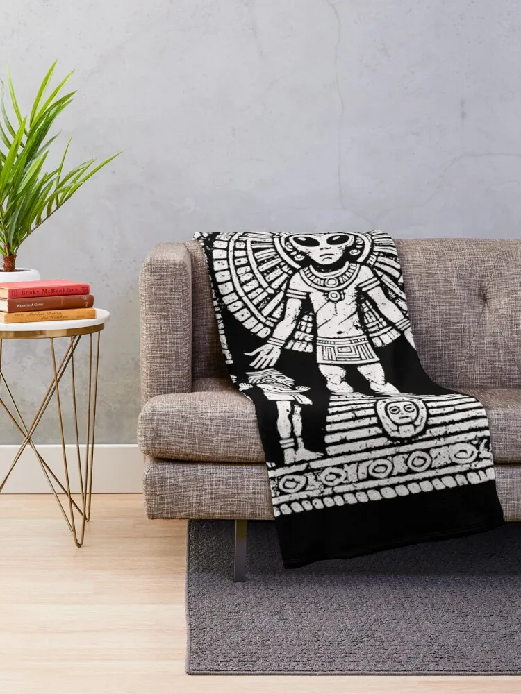 Aztec Alien God Mesoamerican Worship Design Throw Blanket Camping Soft Plaid Personalized Gift Luxury Throw Blankets