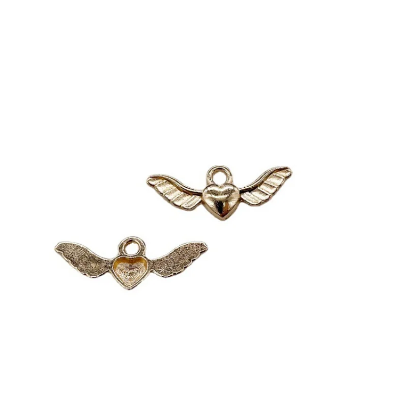 Factory Direct Sales 100Pieces DIY Ornament Zinc KCColor Peach Heart Wings Pendant Necklace Clothing Widget