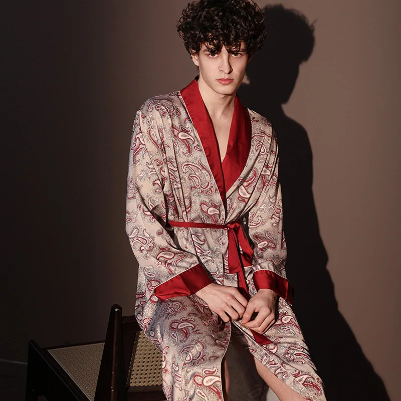 

Long Sleeve Robes for Four Seasons High Quality Satin Pajamas Suit Male Summer Men's Bathrobes Ice Silk Thin Sleepwear Male