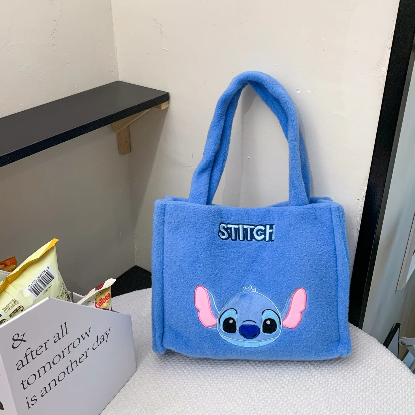 Nowy plecak pluszowy Stitch 30 cm, kreskówkowy anime, duża pojemność, plecak szkolny z pluszową lalką, torba do przedszkola, prezent urodzinowy dla dziecka