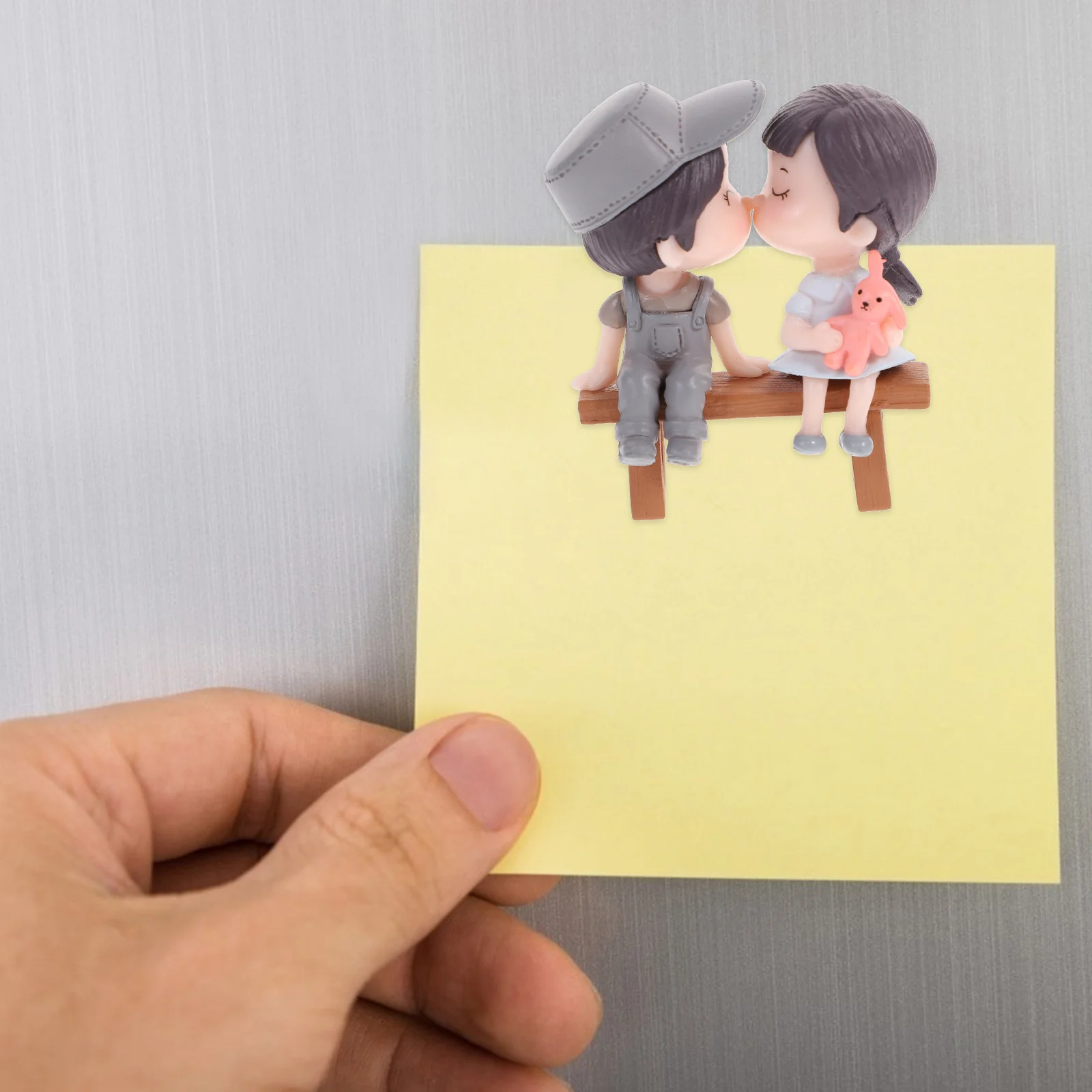 

1Pcs Cute Couple Fridge Magnet Resin Decorative Sticker for Office Wall Whiteboard Metal Surfaces Holding Notes Photos (Grey)