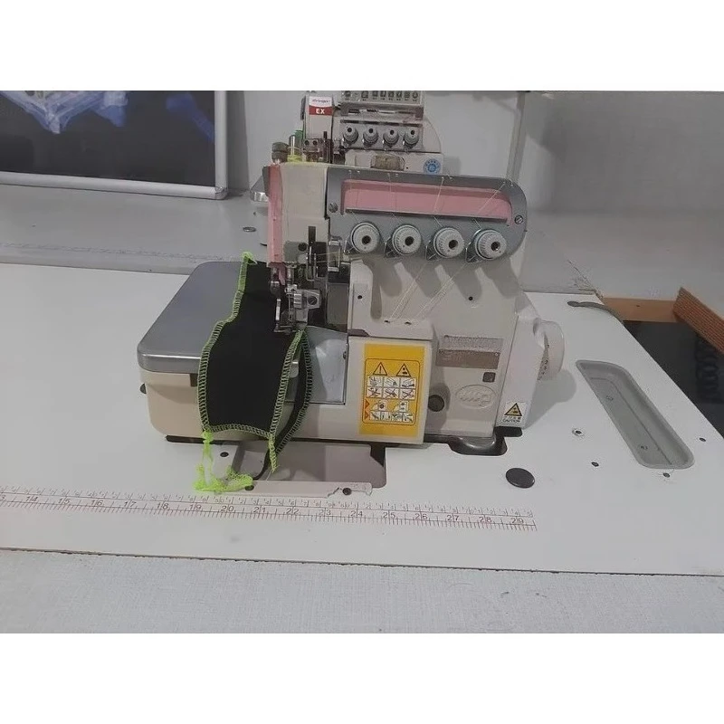 M900 Series Overlock Sewing Machine High Speed Industrial Safety Stitch for Garment Knitwear Apparel Factory Equipment