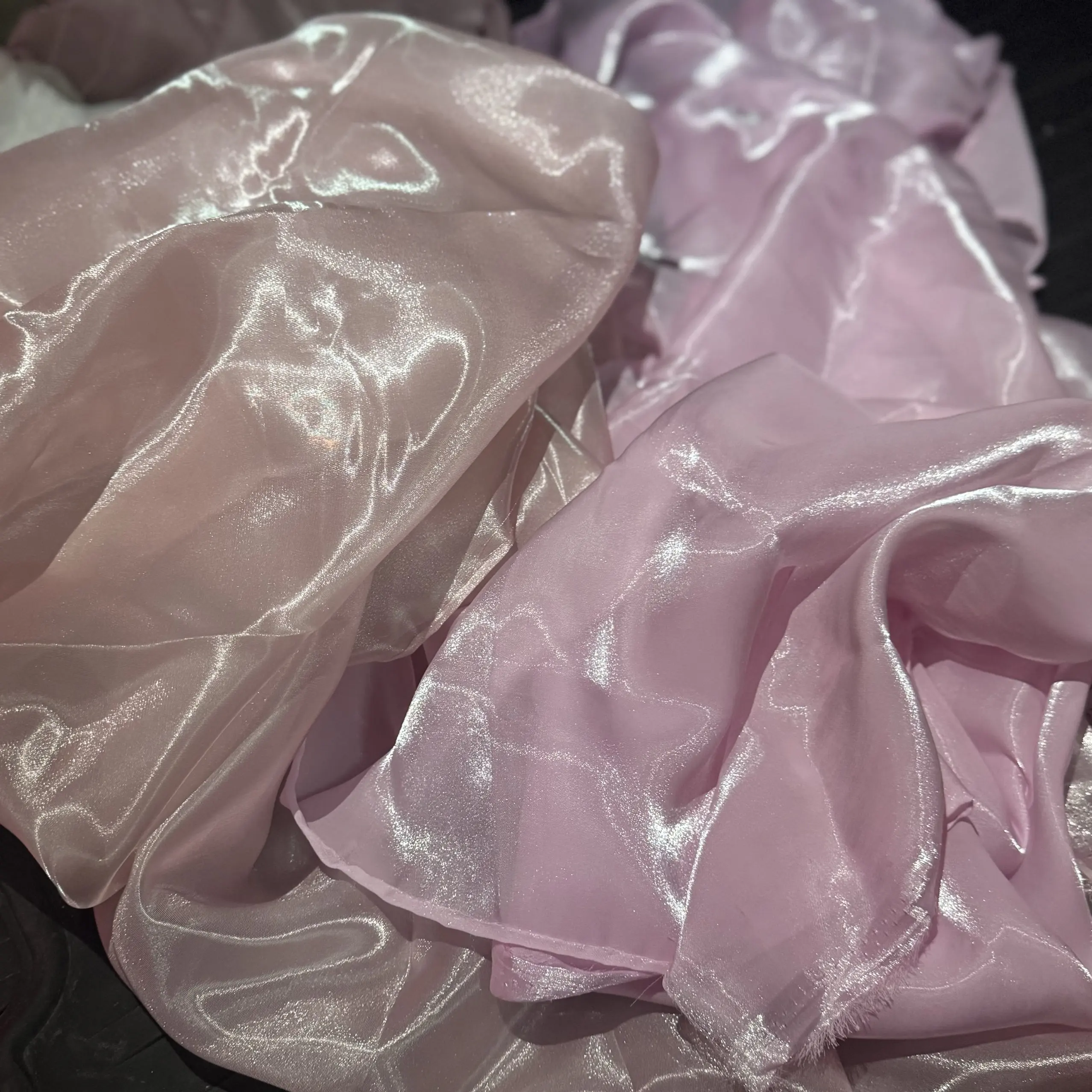 Light Yarn Pearlescent Shape Silky Cloth Clothing Fabric Antique Ins Photograph Background Draping for Wedding Decoration Fabric