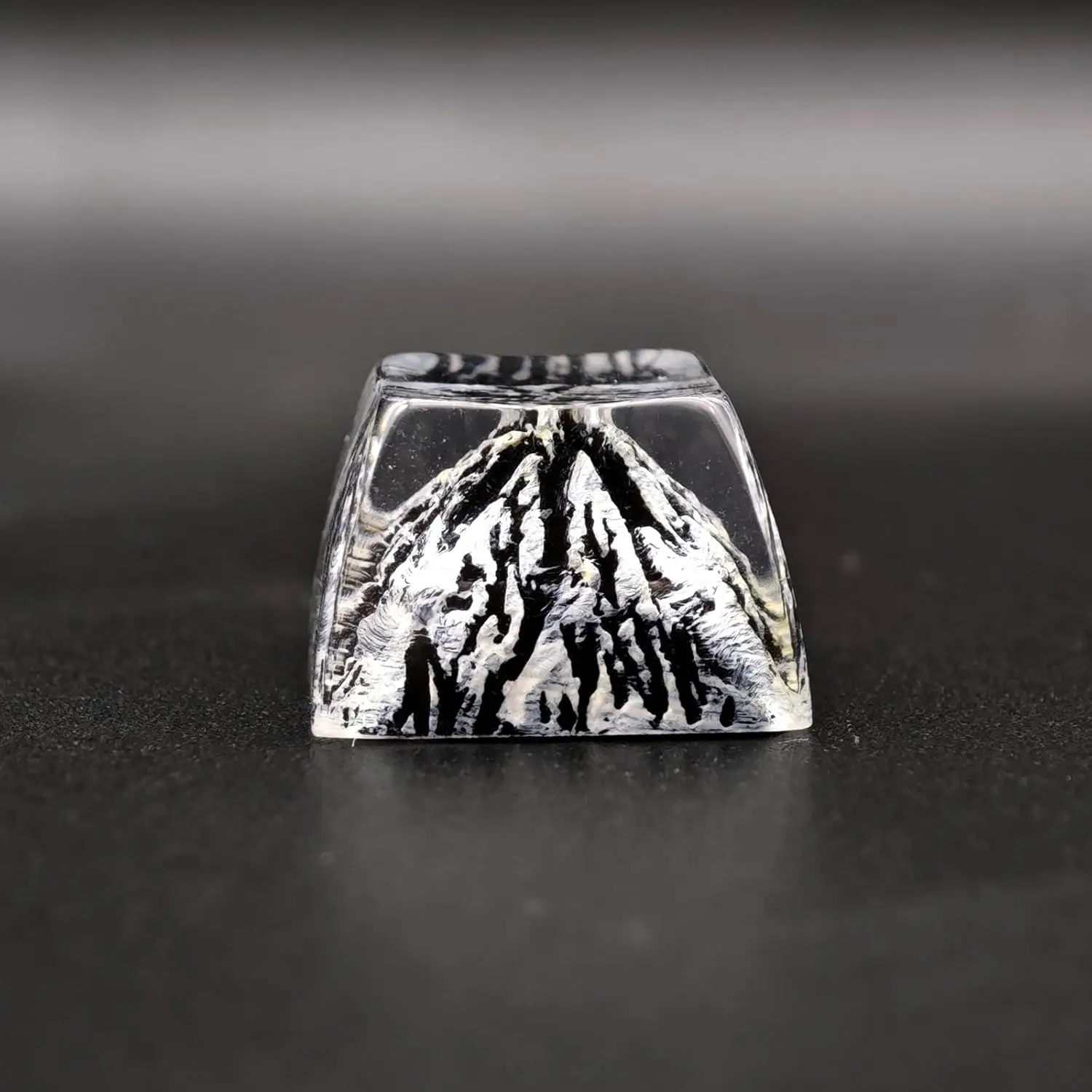 

Snowy Mountain Backlit Resin Keycap Personality Artisan Custom Translucent Keycap for Mechanical Keyboard Cherry Mx Switches