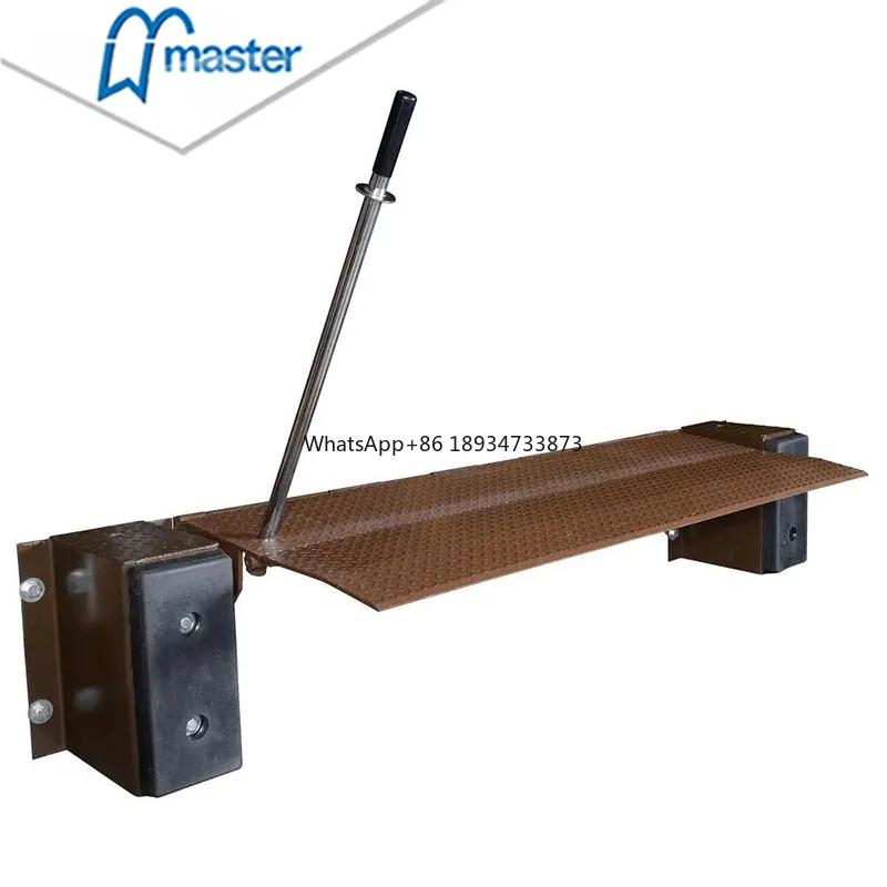 Master Well factory direct mechanical loading equipment hydraulic 3T small edge of dock leveler prices for warehouse