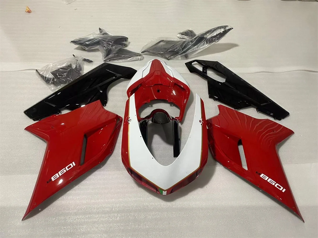 Motorcycle Fairing Suitable for Ducati 848 1098 1198 2007 2008 2009 2010 2011 EV0 07-11 Fairing Black white Red