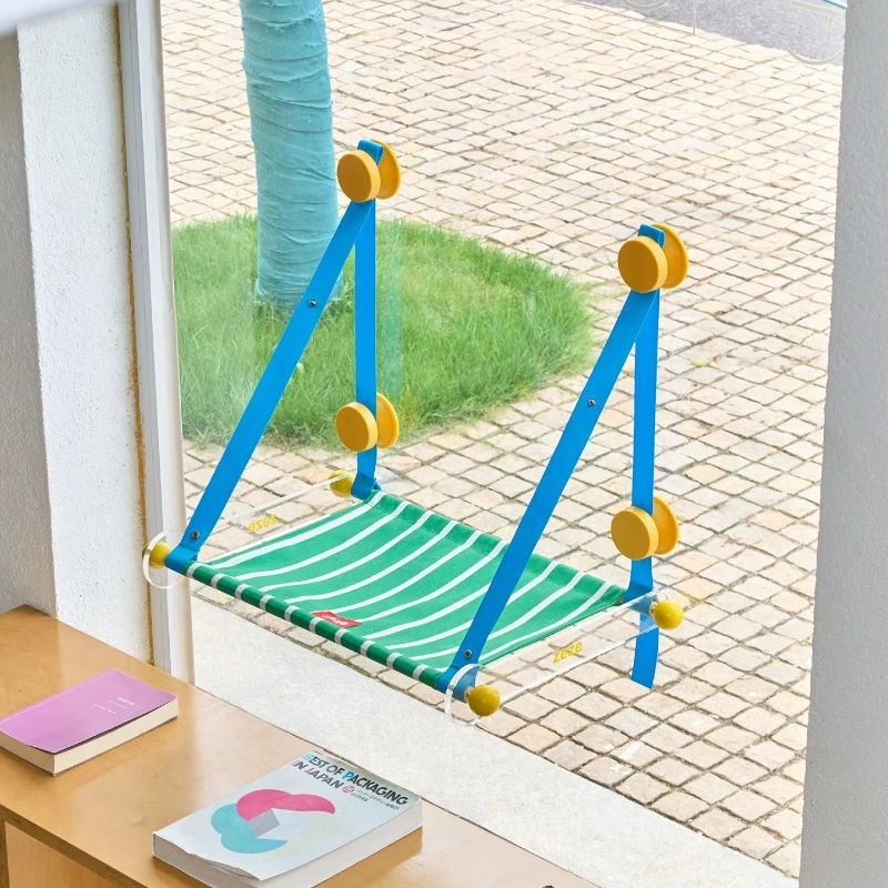 Suction Cup Cat Window Hammock, Foldable Acrylic Hanging Cat Bed, Space-Saving Durable Kitty Jumping Platform for Indoor Cats