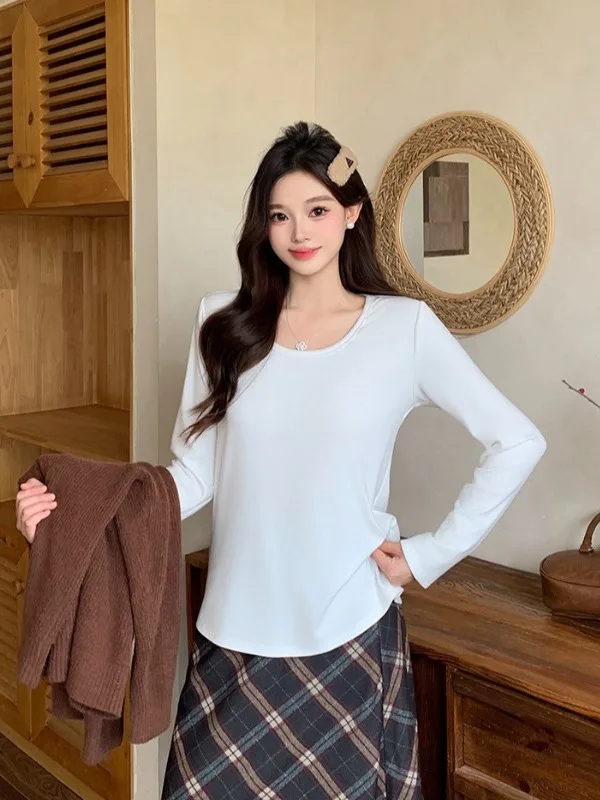 

plus Size Women's Thiened Fce Long Sve round Ne T-irt Comfortable Inner Wear Base Top for Autumn Season