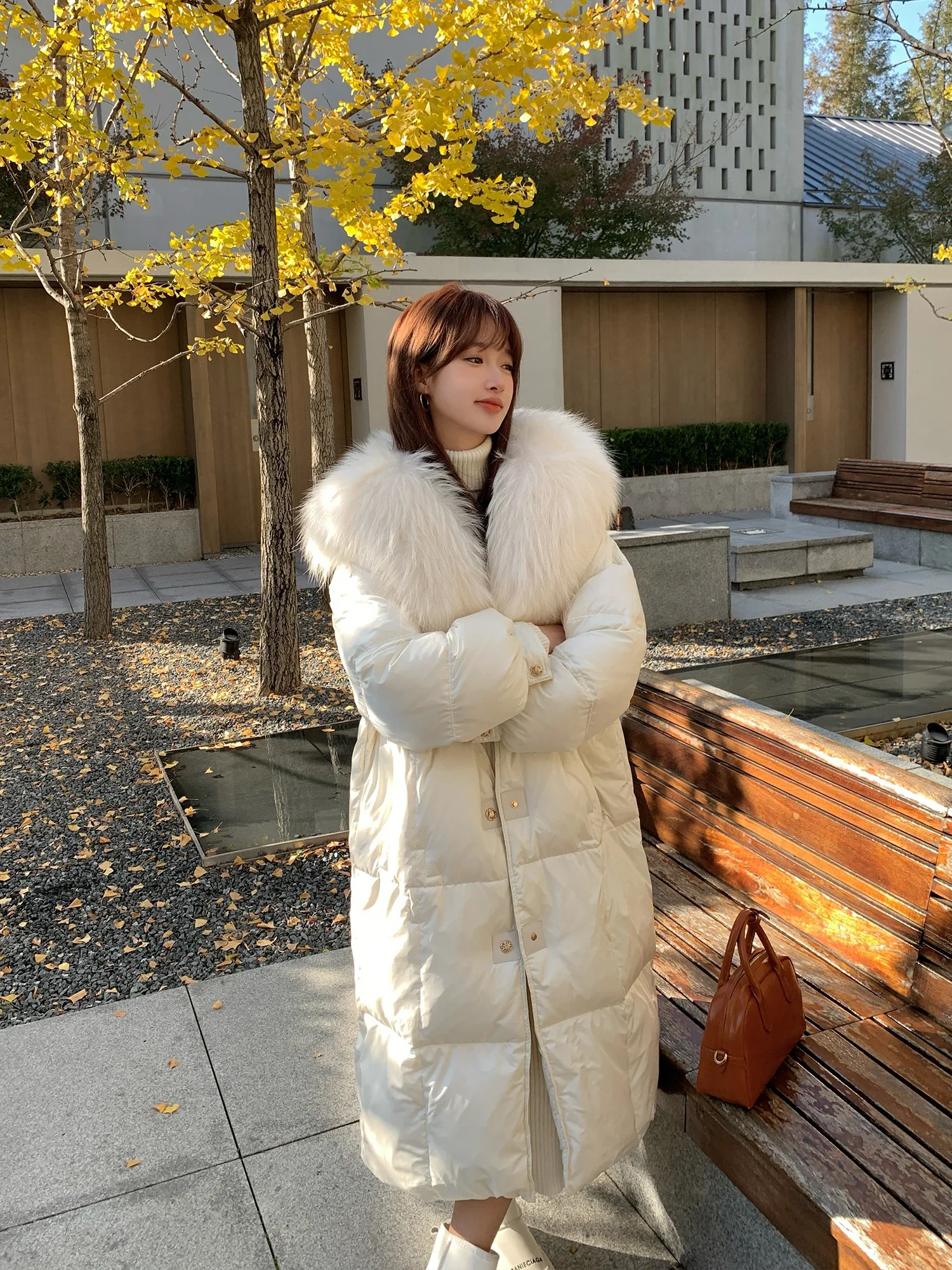 Women's Fashion Long 90 White Goose Down Jacket Fur Raccoon Big Fur Collar Jacket Winter Down Coat