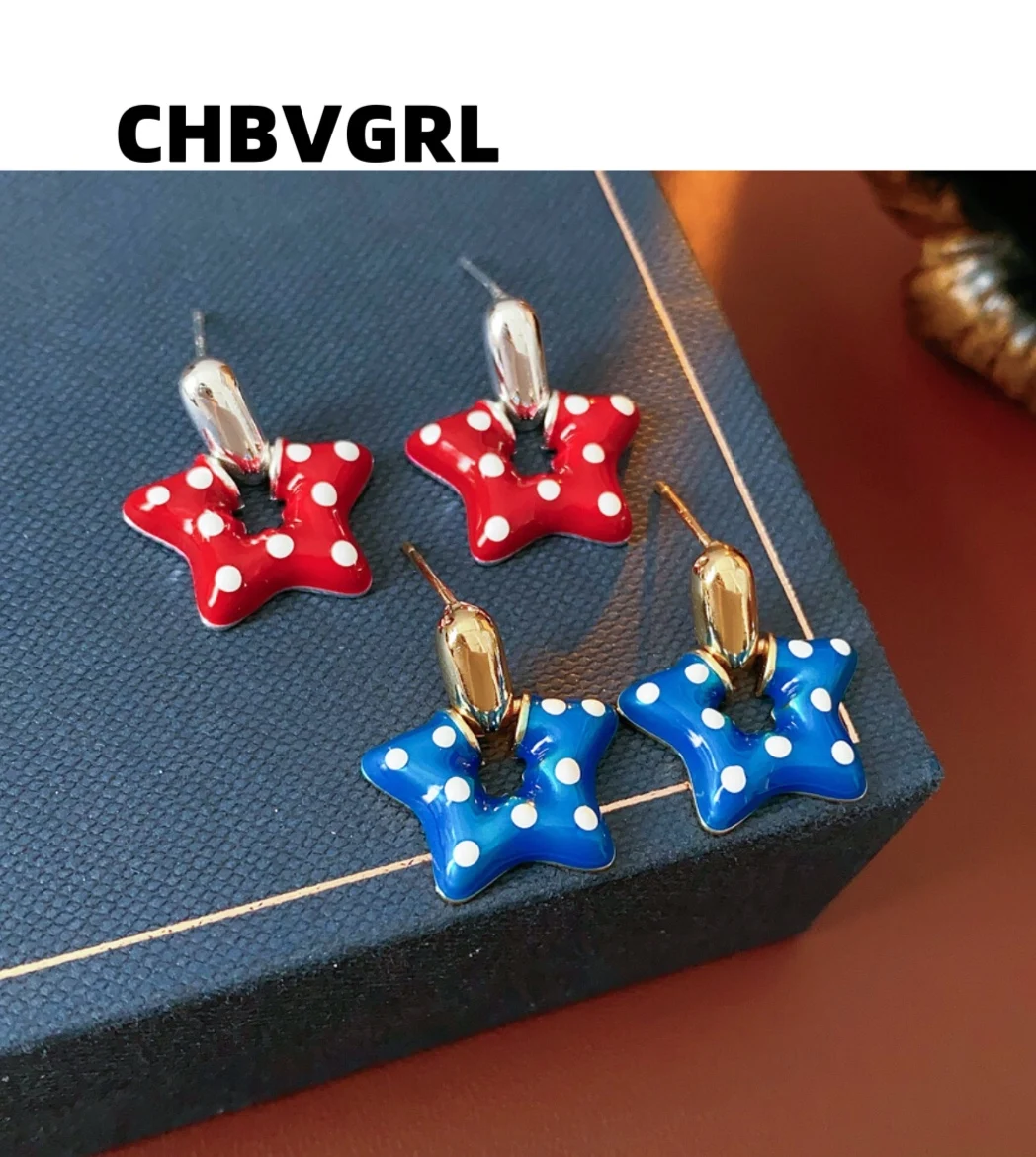 

Hot-selling drop oil polka dot star pendant earrings, luxurious and high-end earring, exquisite and cute earring, design sense