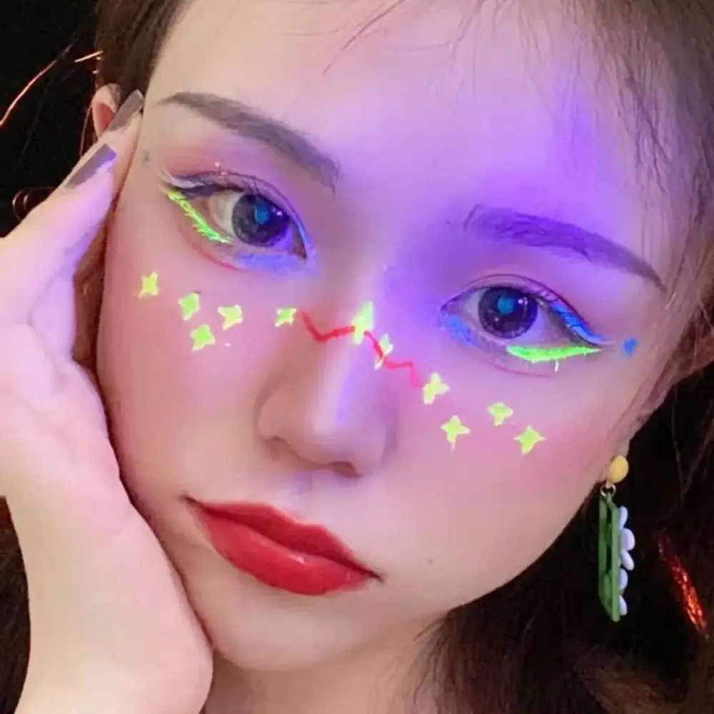 ชุดสีเพ้นท์หน้าเรืองแสงหลากสีสัน กันน้ำ ติดทนนาน เหมาะสำหรับเพ้นท์ตัวตลกและงานศิลปะต่างๆ