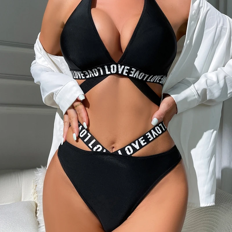 Nowy seksowny wydrążony pasek bez pleców z literami trzypunktowy zabawny komplet bielizny Slim Fit miękki komplet bielizny bikini