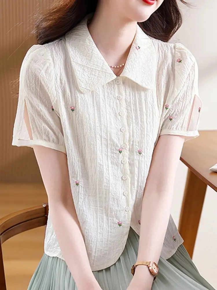 Camicetta estiva in chiffon a maniche corte Nuovo top da bambola dolce ricamato da donna