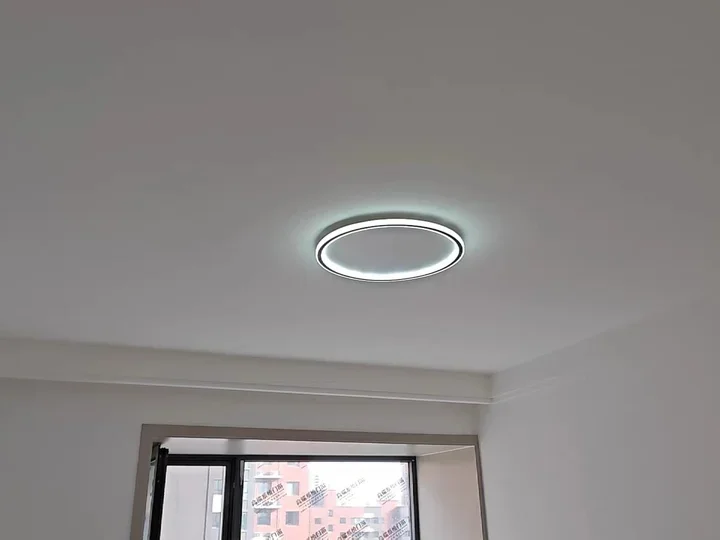 Beaux luminaires, emballage parfait