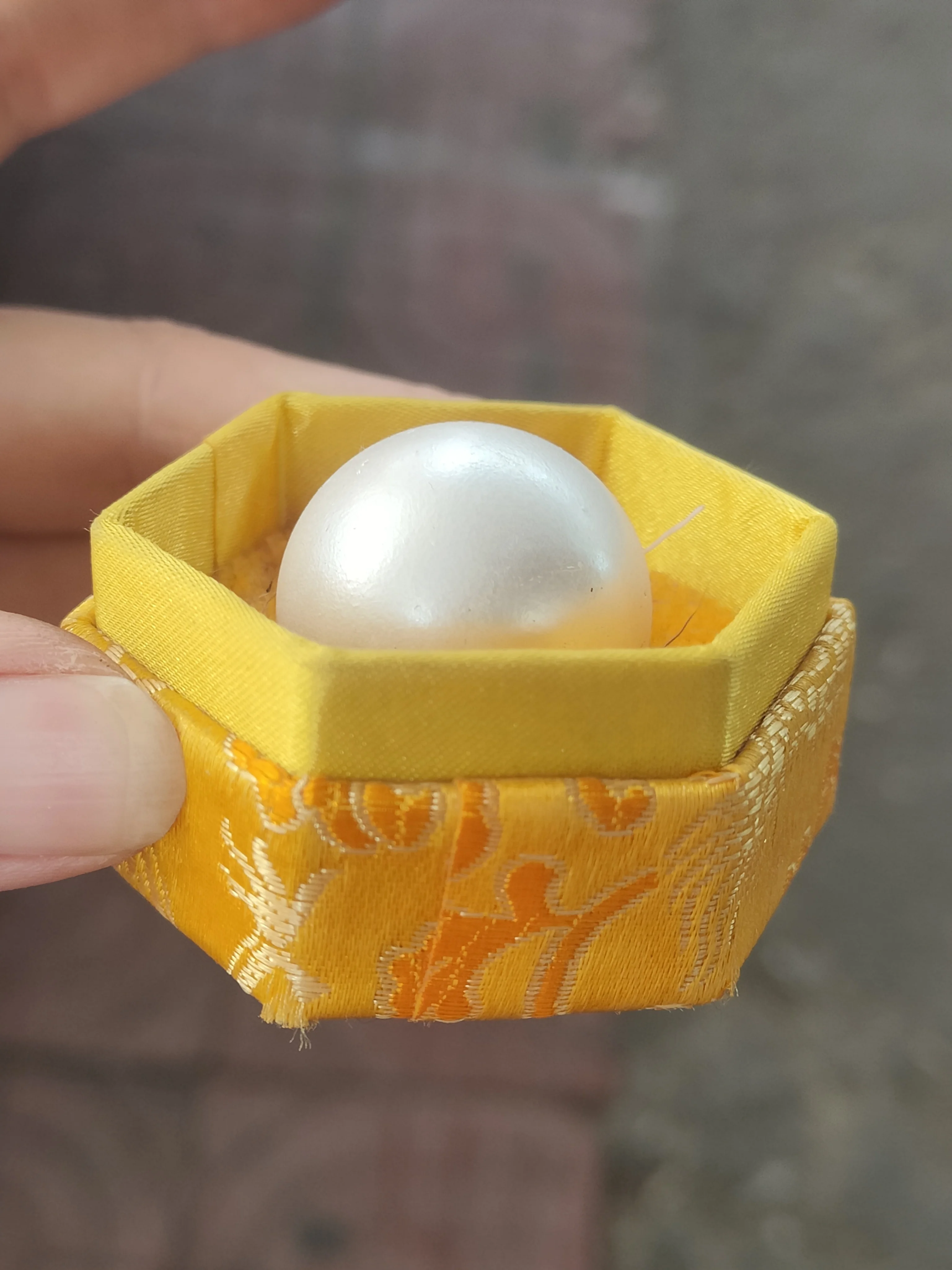 Big Bay golden pearl handle piece decoration piece Pearl is round non-porous large pearl decoration piece