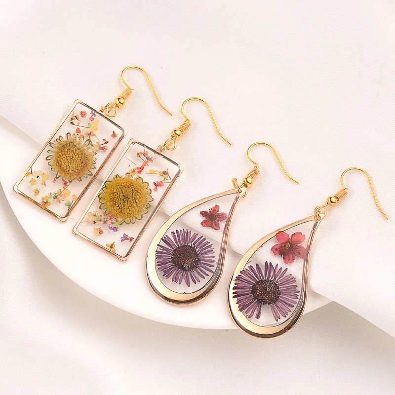 Classic Transparent Geometric Earring Pendant Charm Resin Dried Flowers Pendant For Women Fashion Earrings Jewelry Wholesale