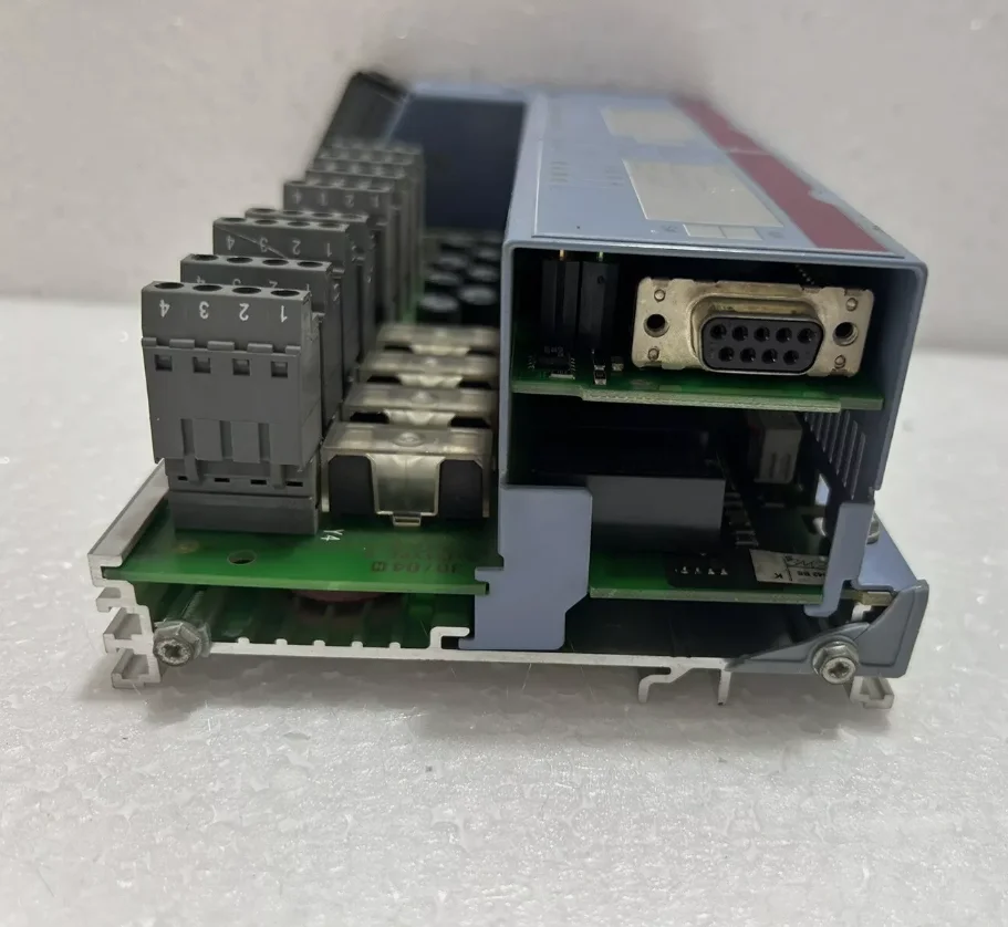 Brand new 7CM211.7 module bracket