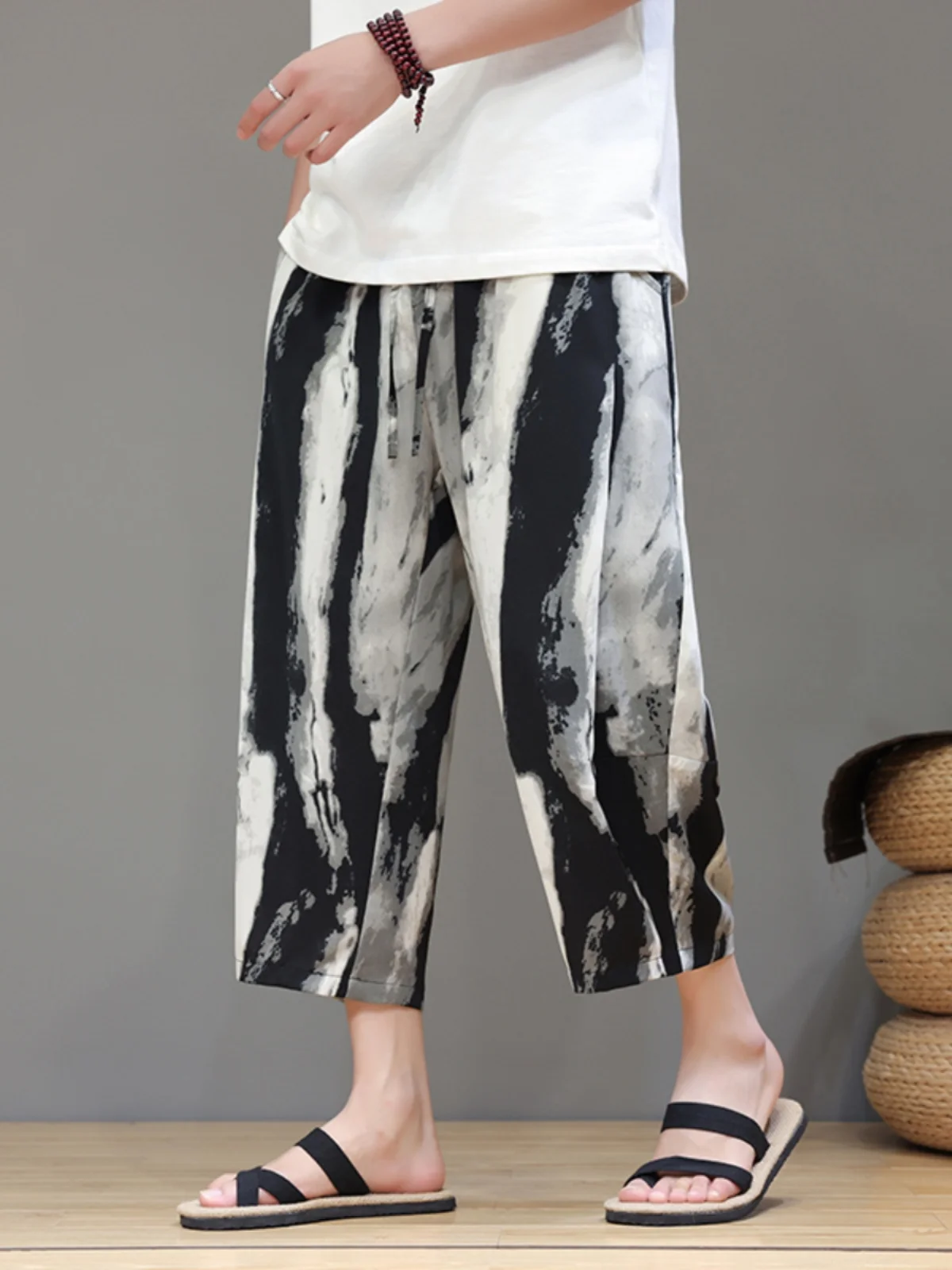 

New Chinese Sle Men's Summer Casual Pants Watercolor Ice Silk Loose Straight Leg Nine Points Loose Fit Faionable Trousers